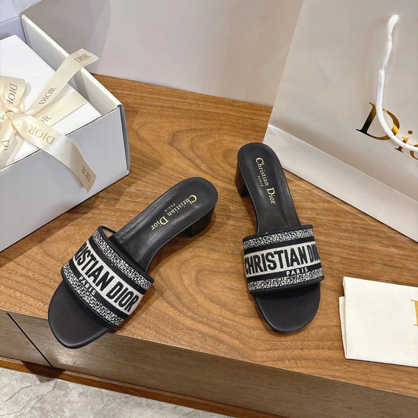 CD 26s Embroidered Sandals 45 Canvas Cowhide 685519