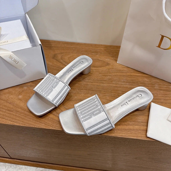 CD 26s Square - Toed Sandals Canvas Cowhide 685446