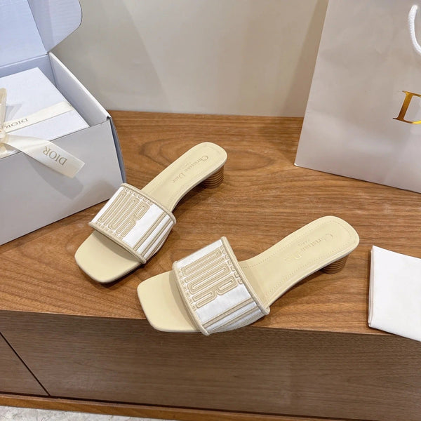 CD 26s Sandals Two Tone Canvas Cowhide 685412