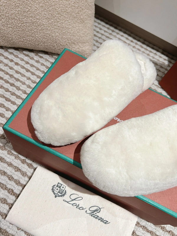 LP NATURAL WINTERCOZY WOOL WHITE SLIPPERS