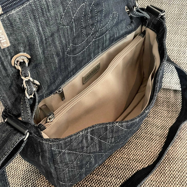 CC 2026 Stretch Spirit Messenger Bag Black Denim