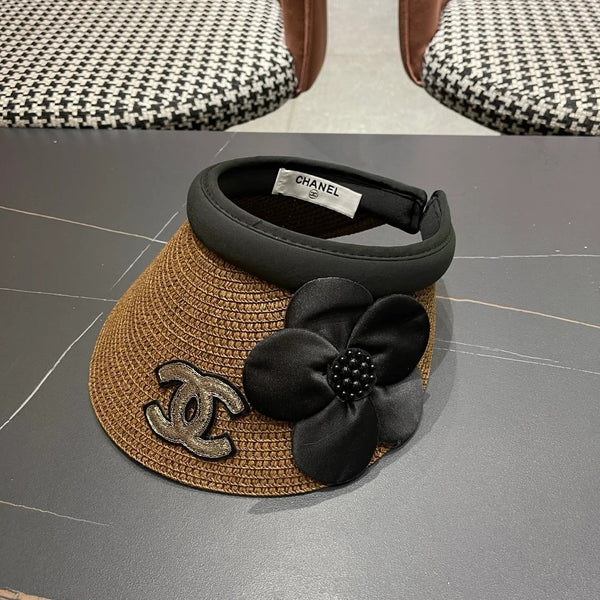 Chapeau de soleil en paille Chanel 196007