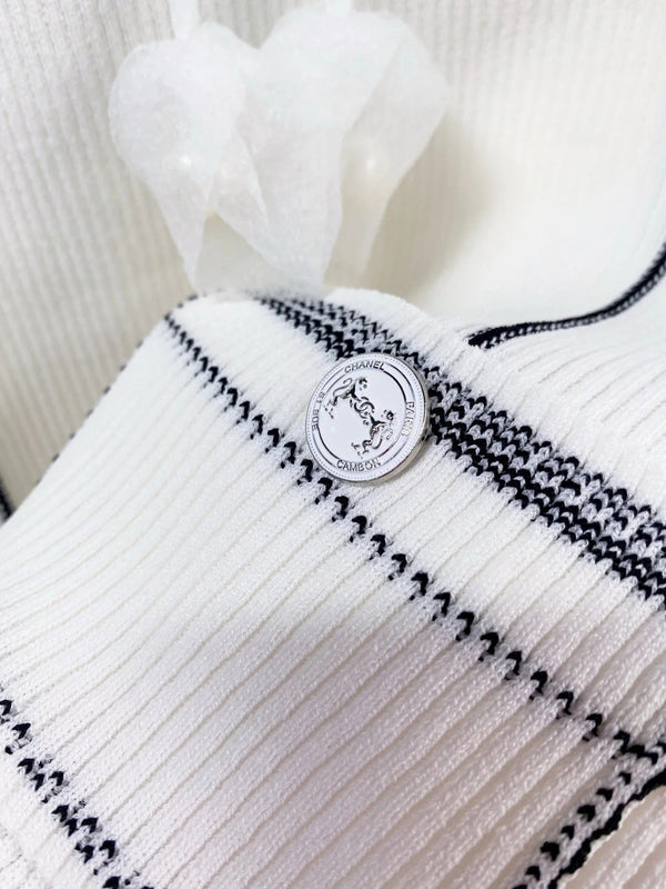 Gilet col en V nœud Chanel 2026 Laine blanche 212271