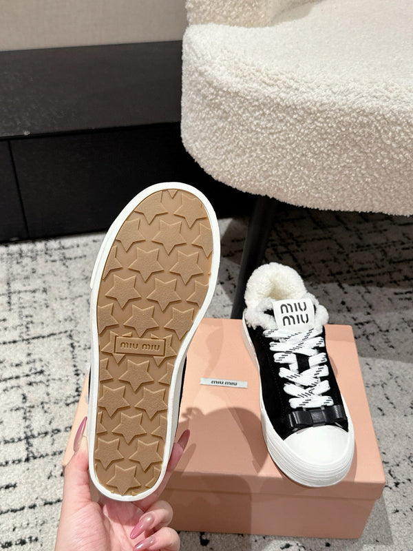 Miu 25 Small Bow Sneaker Black White Suede Wool 541919