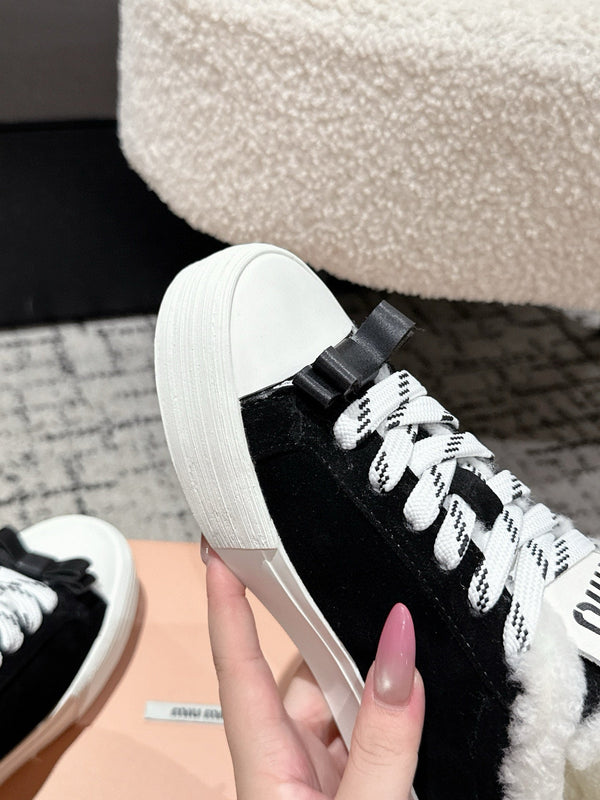 Miu 25 Small Bow Sneaker Black White Suede Wool 541919