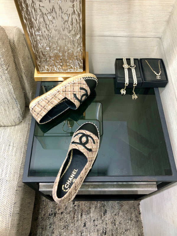 ESPADRILLE CAMEL BEIGE TWEED FABRIC AND BLACK CALFSKIN FLATS