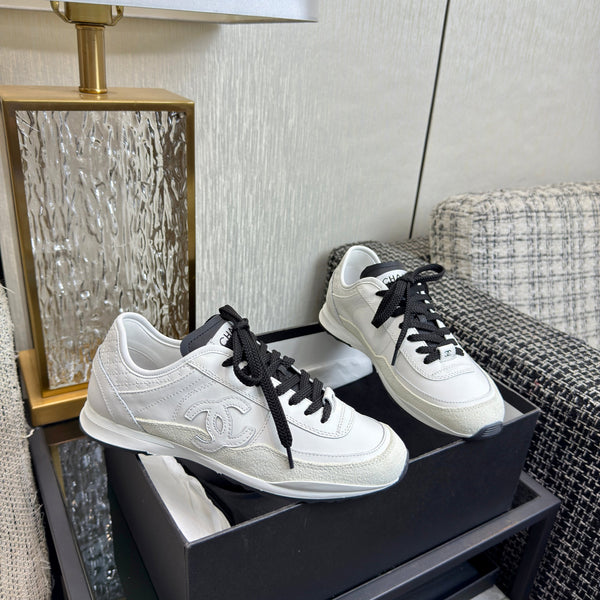 Chanel 2025 Sneaker White Cowhite & Suede 507459