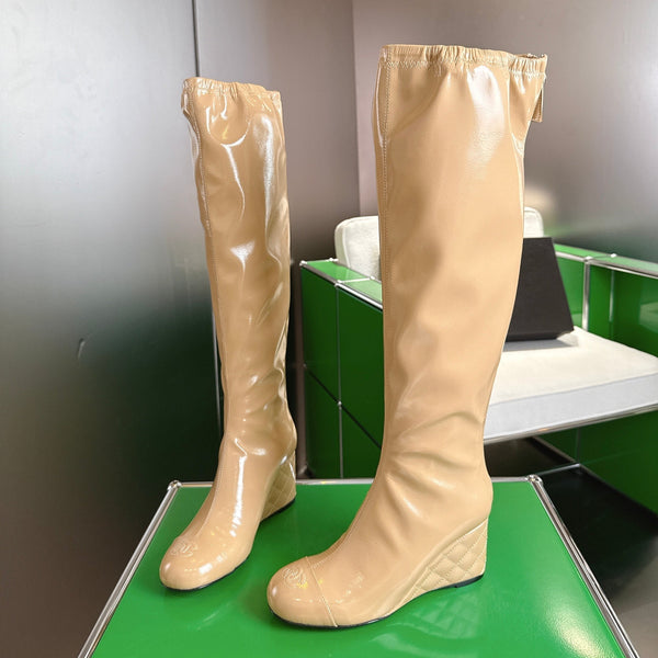 Chanel High-Top Boots Platform Heel 7cm Beige Glossy Leather 507535