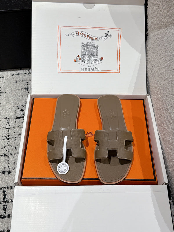 HM 25 Oran Sandal Etoupe Epsom