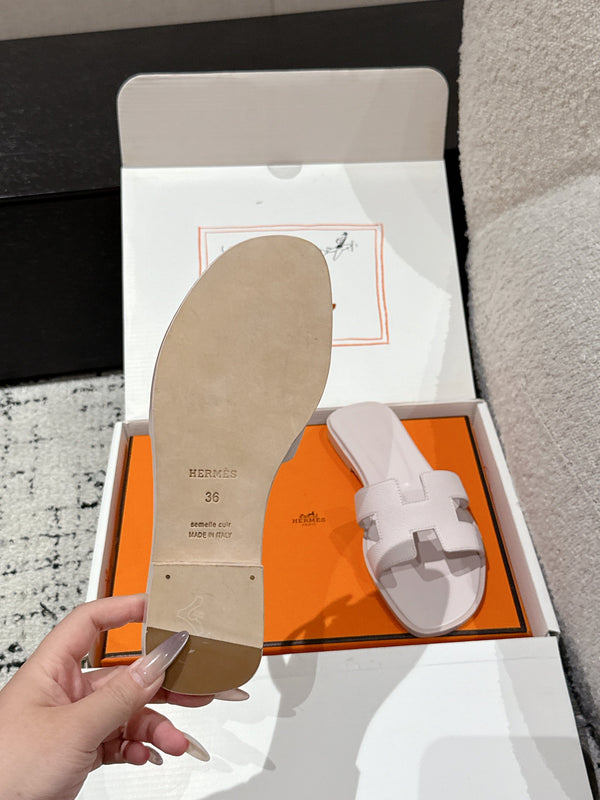 HM 25 Oran Sandal Power Pink Epsom