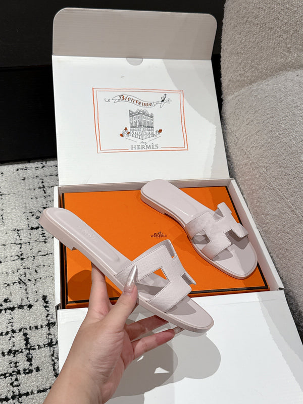 HM 25 Oran Sandal Power Pink Epsom