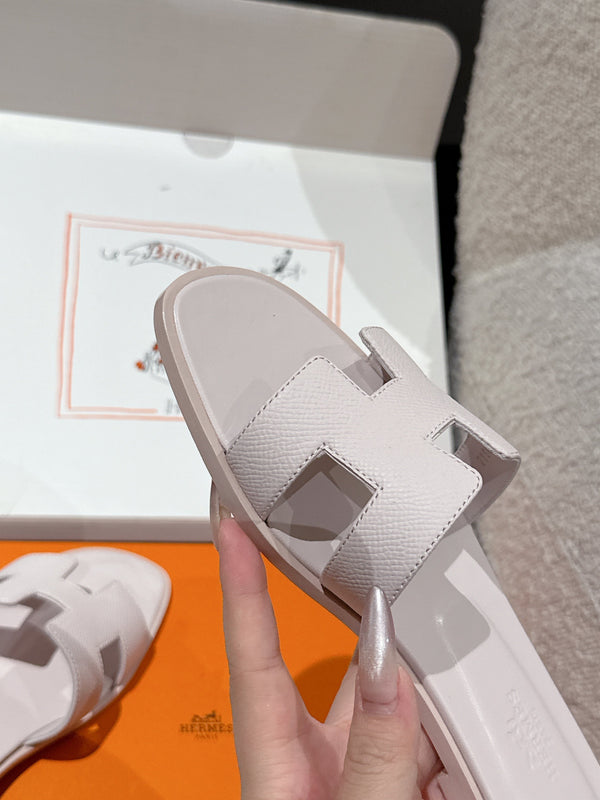 HM 25 Oran Sandal Power Pink Epsom