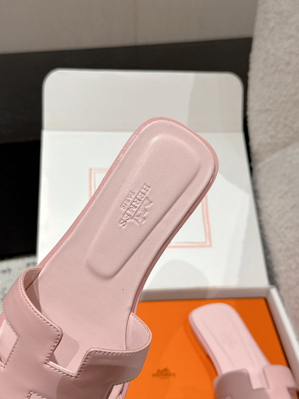 HM 25 Oran Sandal Pink Calfskin