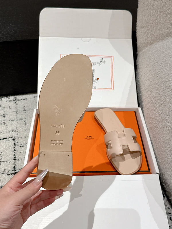 HMS 25 Oran Sandal Nude Calfskin