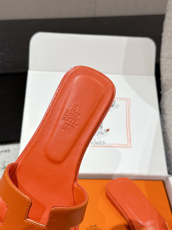 HM 25 Oran Sandal Orange Calfskin