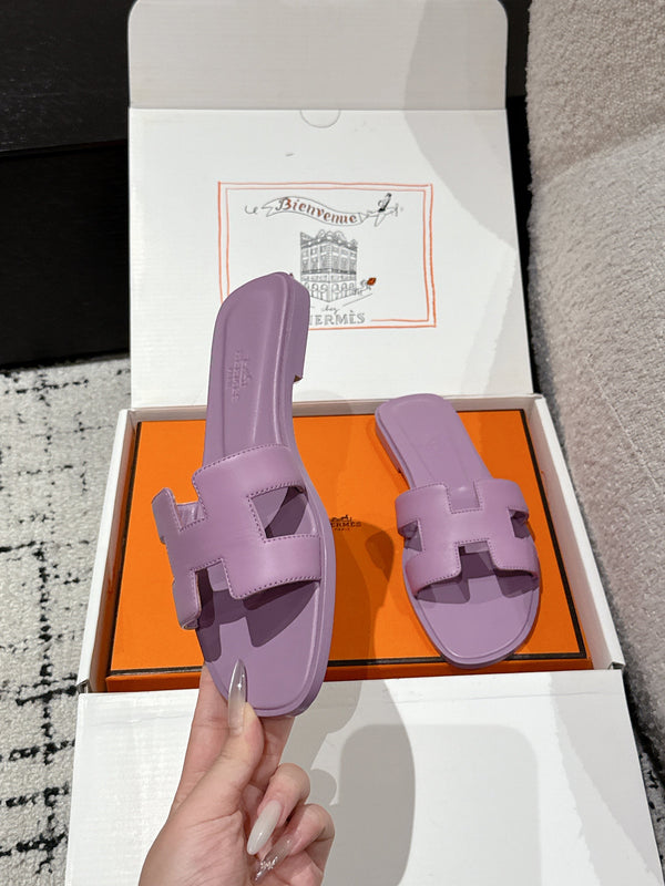 HM 25 Oran Sandal Violet Calfskin