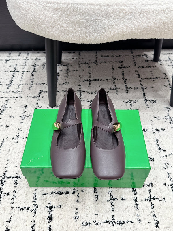 BV Charlotte Mary Jane Flat Coffee Leather 770002