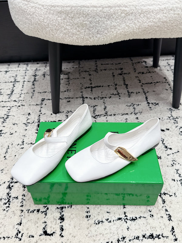 BV Charlotte Mary Jane Flat White Leather 770003
