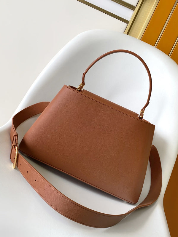 CAPUCINES GM 33CM BROWN GOLD TAURILLON LEATHER 252019