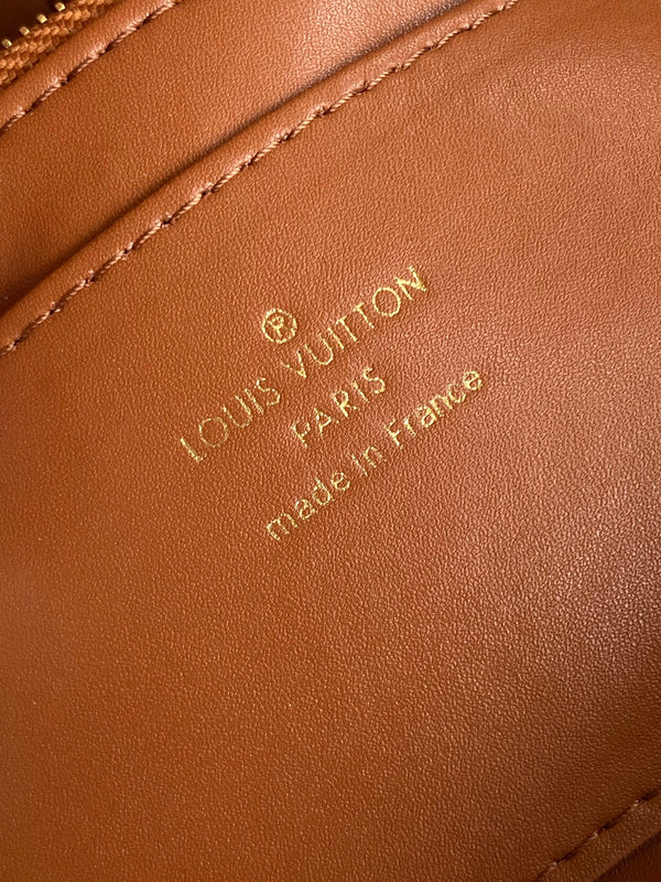 CAPUCINES GM 33CM BROWN GOLD TAURILLON LEATHER 252019