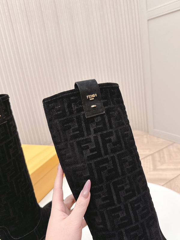 Fendi 25 High Boots Black Suede 500938