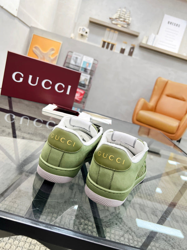 Sneaker GG Screener da uomo in pelle di vacchetta verde diamante 559029