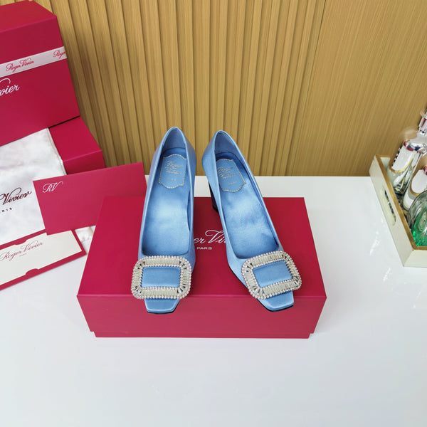 Viv Button Pumps Mist Blue Silk 247406