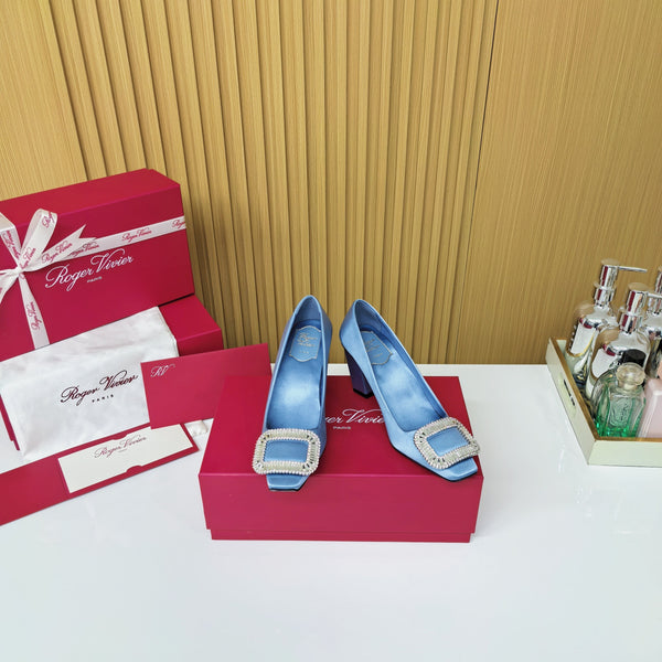 Viv Button Pumps Mist Blue Silk 247406