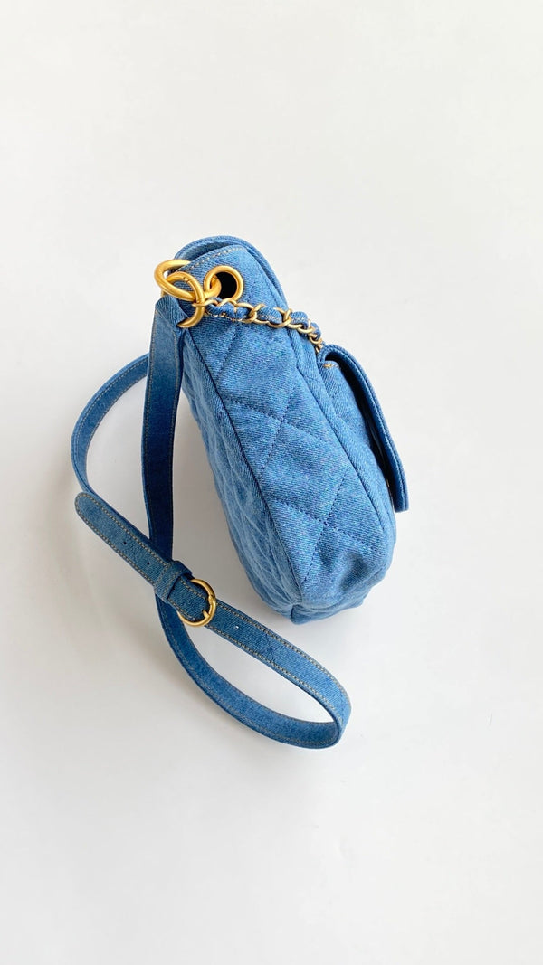 CC Small Postman Hobo 25 Light Blue Denim