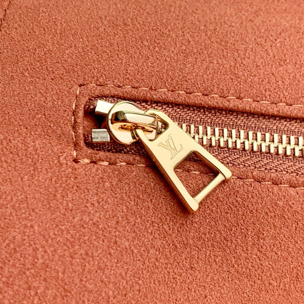 Anytime 42cm Tote Bag Black Gold Empreinte leather 250554