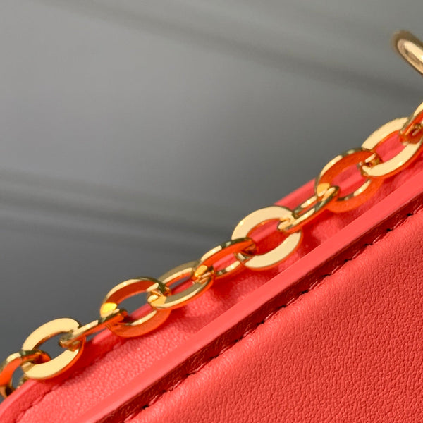 Wallet On Chain LV Bloom 20cm Red Calfskin 250363