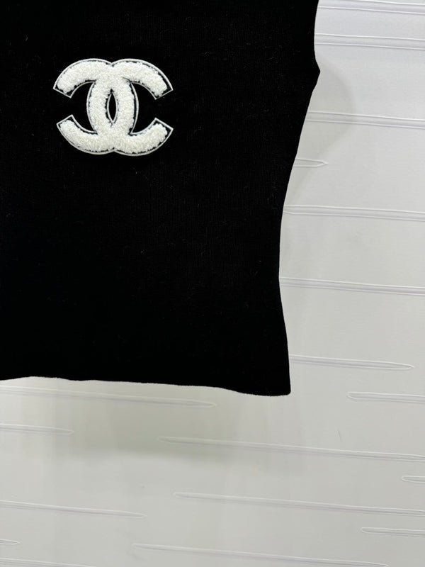 Chanel 25 Black Tank Top Square Neck Knitted
