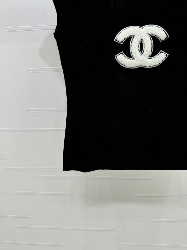 Chanel 25 Black Tank Top Square Neck Knitted