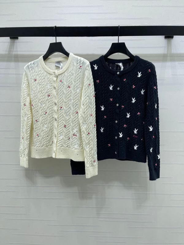 CD SS26 Crew Neck Embroidered Knit Cardigan Ivory Cashmere 351072