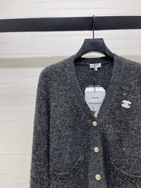 CC 26s Gilet en maille à sequins col V gris 344109