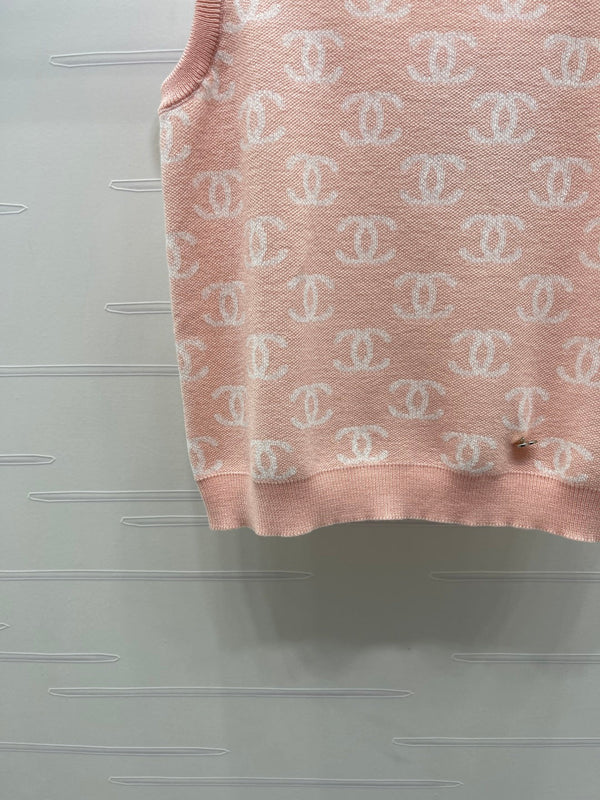 CC 26sGilet tricoté en jacquard Laine rose 344122