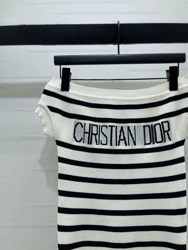 CD Knit Short-Sleeved Sweater Black Cream Wool Cashmere 380758