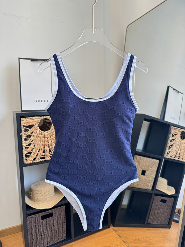 Gucci 26s One-Piece Navy Blue Cotton 184232
