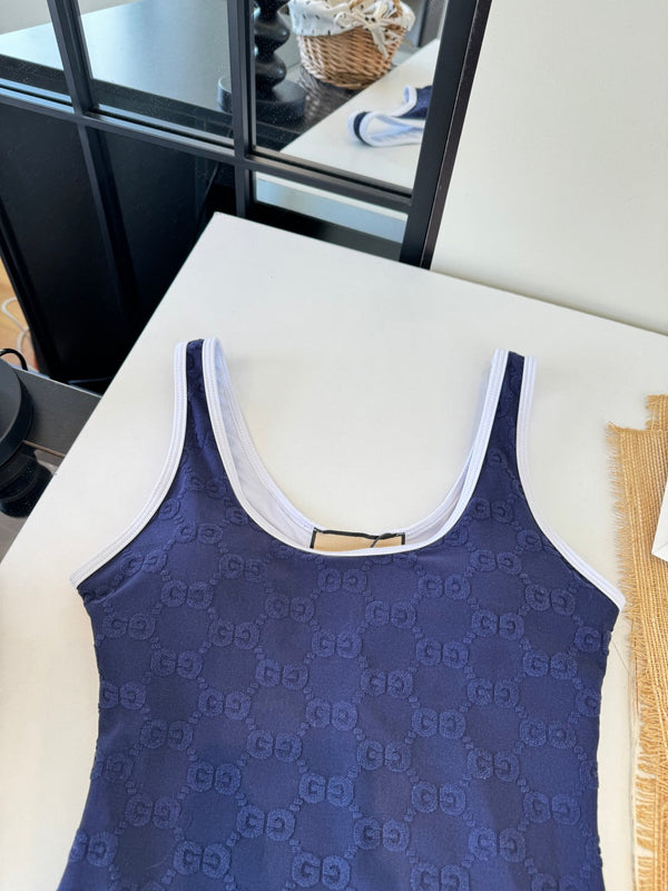 Gucci 26s One-Piece Navy Blue Cotton 184232