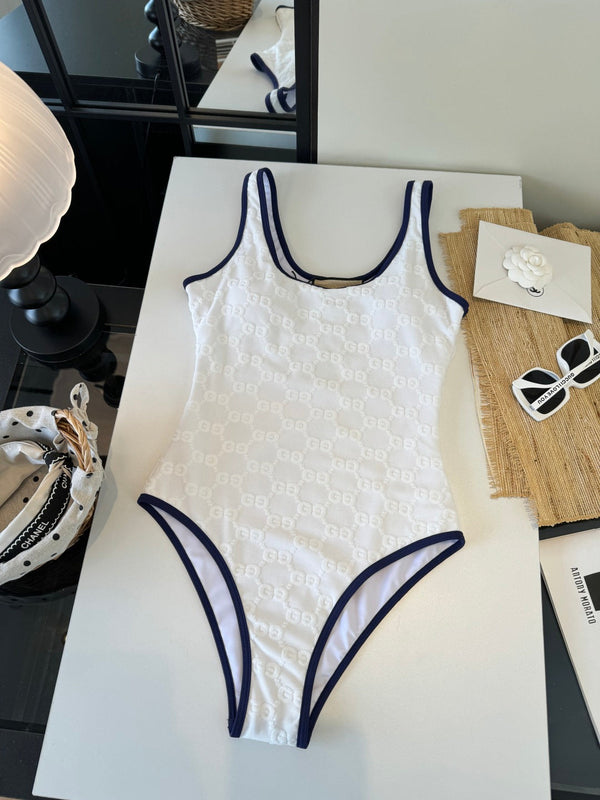 Gucci 26s One-Piece White Cotton 184234