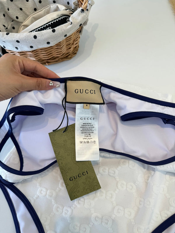 Gucci 26s One-Piece White Cotton 184234