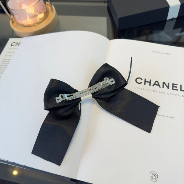 CC 26s Black White Bow Hair 275570