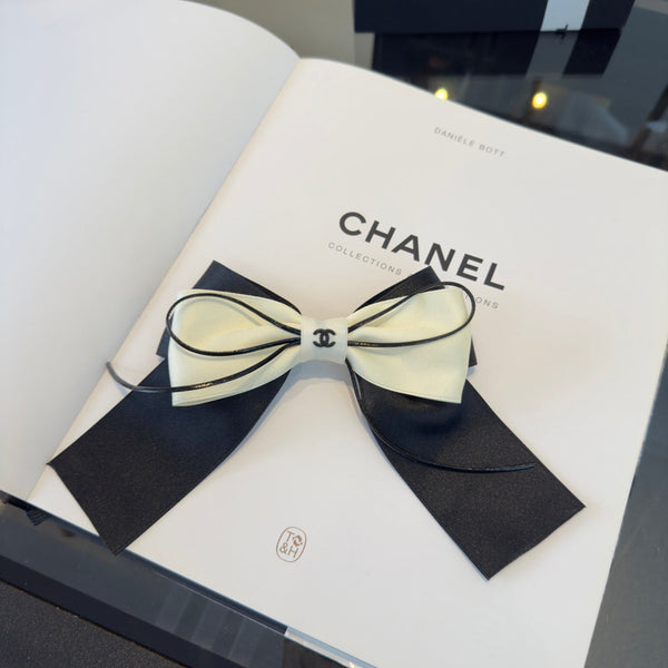 CC 26s Black White Bow Hair 275570