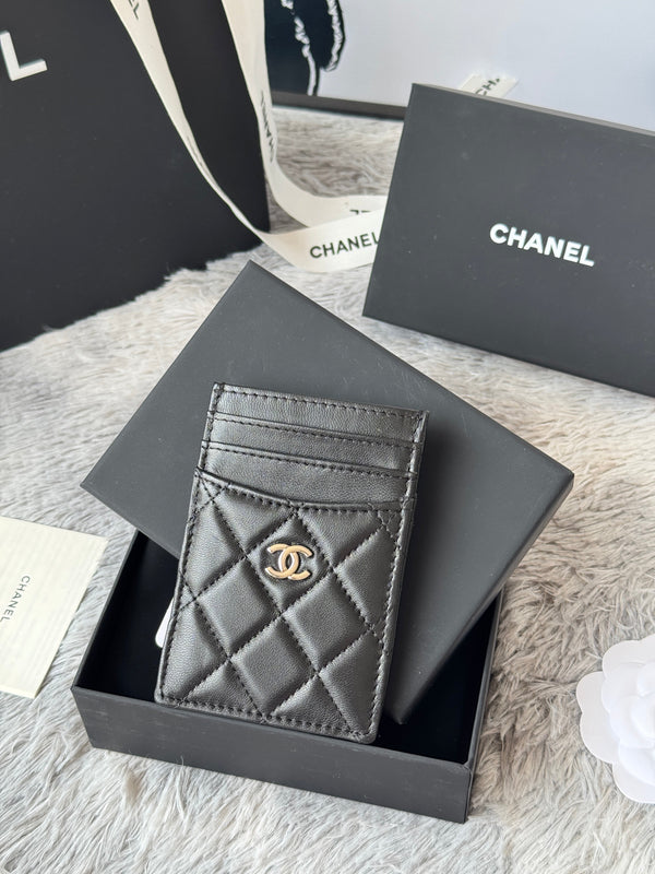 CC Carld Holder Black Sliver-tone Metal Lamskin 242674