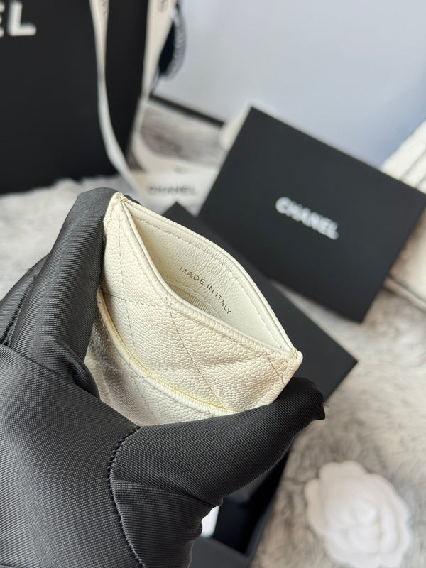 CC Carld Holder White Grain Calfskin 242688