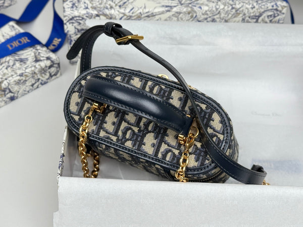 CD 30 Montaigne Mini Vanity Case 16.5cm Blue Jacquard