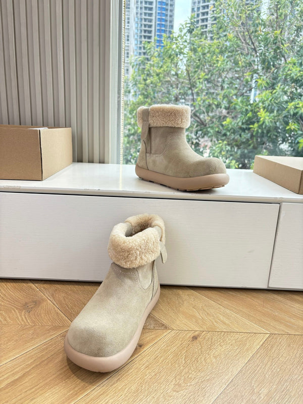 UGG Jorie Boots Warm Beige Wool Suede 525942