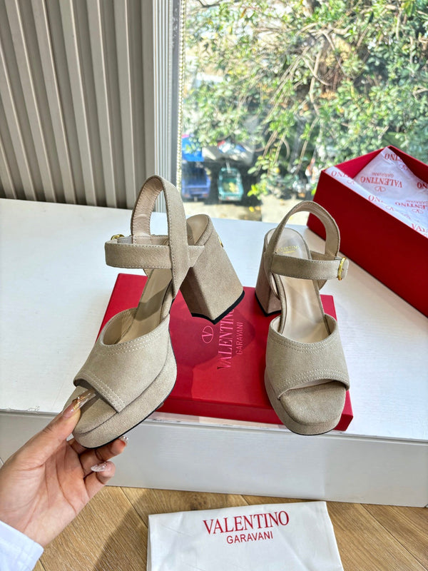 Valentino Sandale à Plateforme Fawcette Daim Khaki Clair 702294