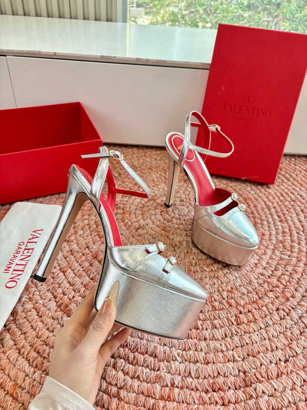 Valentino Escarpins plateforme Crasher 14,5 cm en cuir de mouton argenté 702228