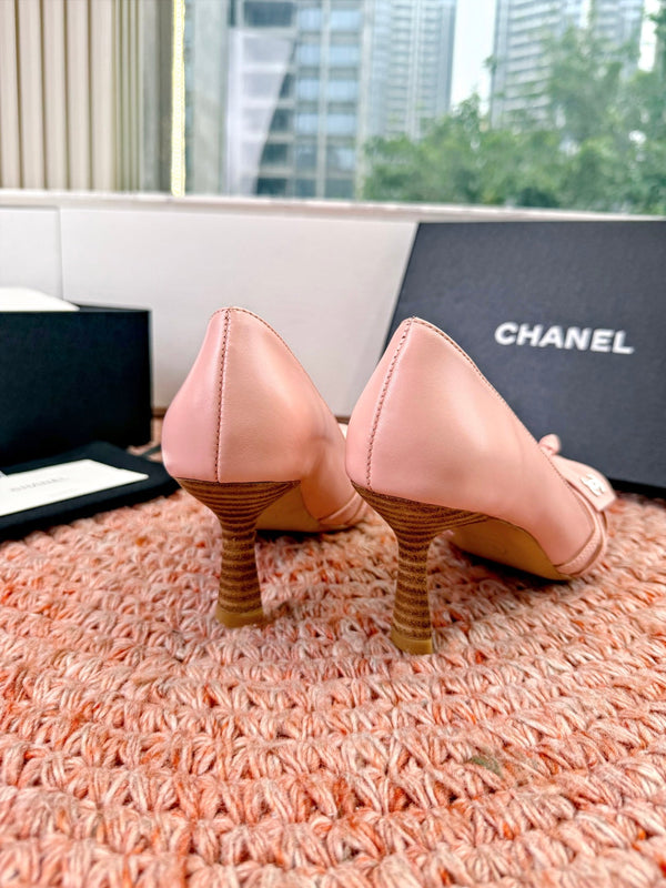 CC 26s Bow High Heels Pink Sheepskin 703677